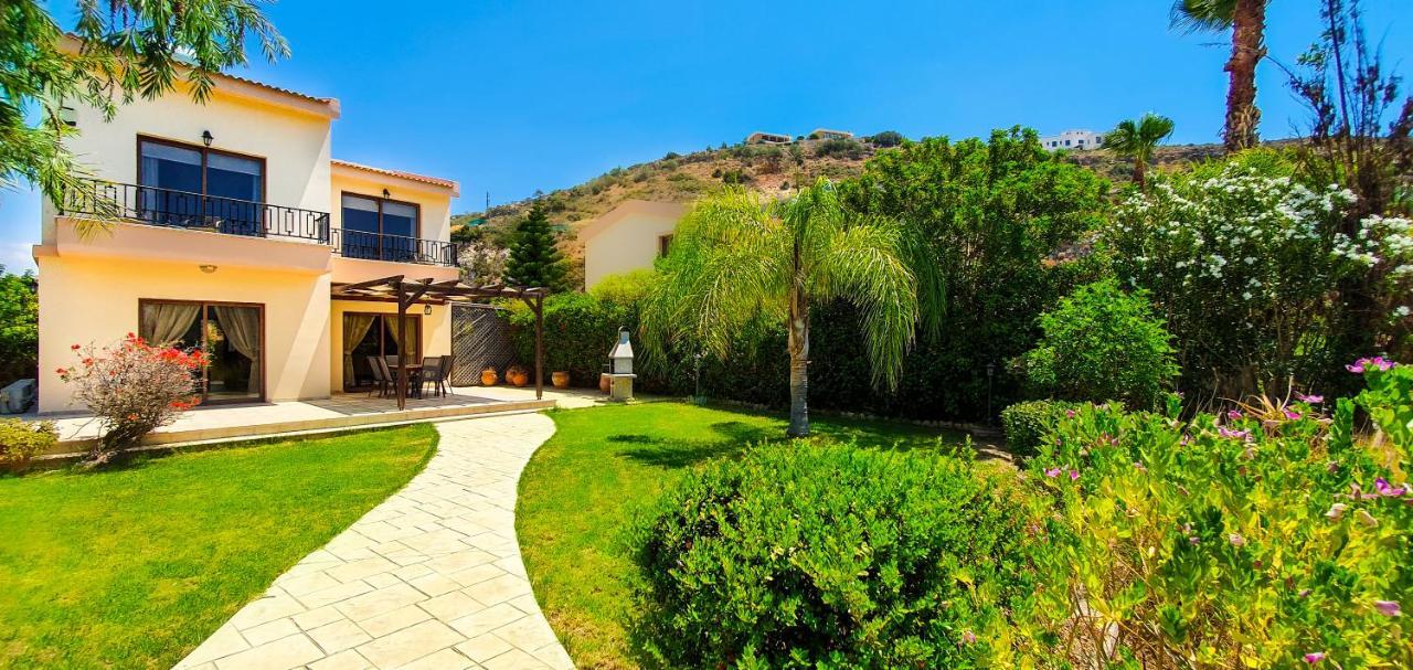 Holidays Villas Писури Екстериор снимка