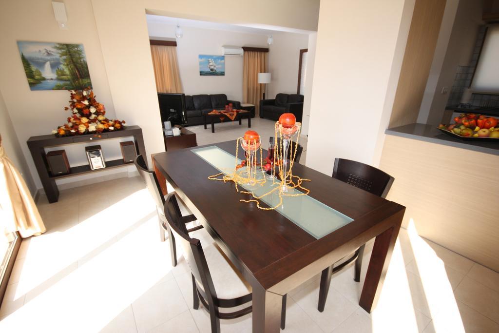 Holidays Villas Писури Стая снимка