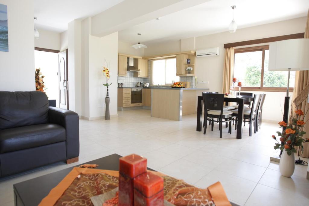 Holidays Villas Писури Екстериор снимка