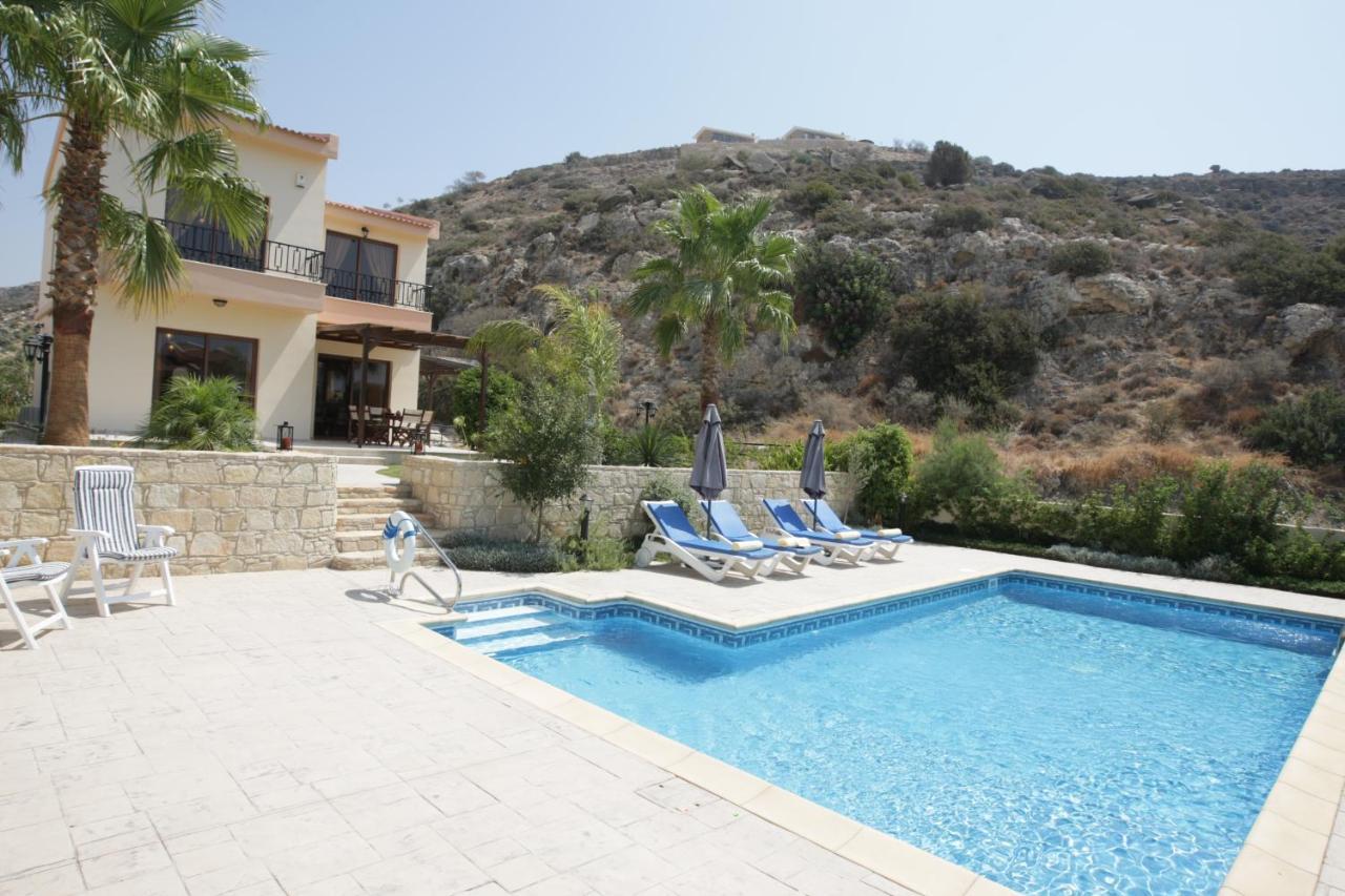 Holidays Villas Писури Екстериор снимка
