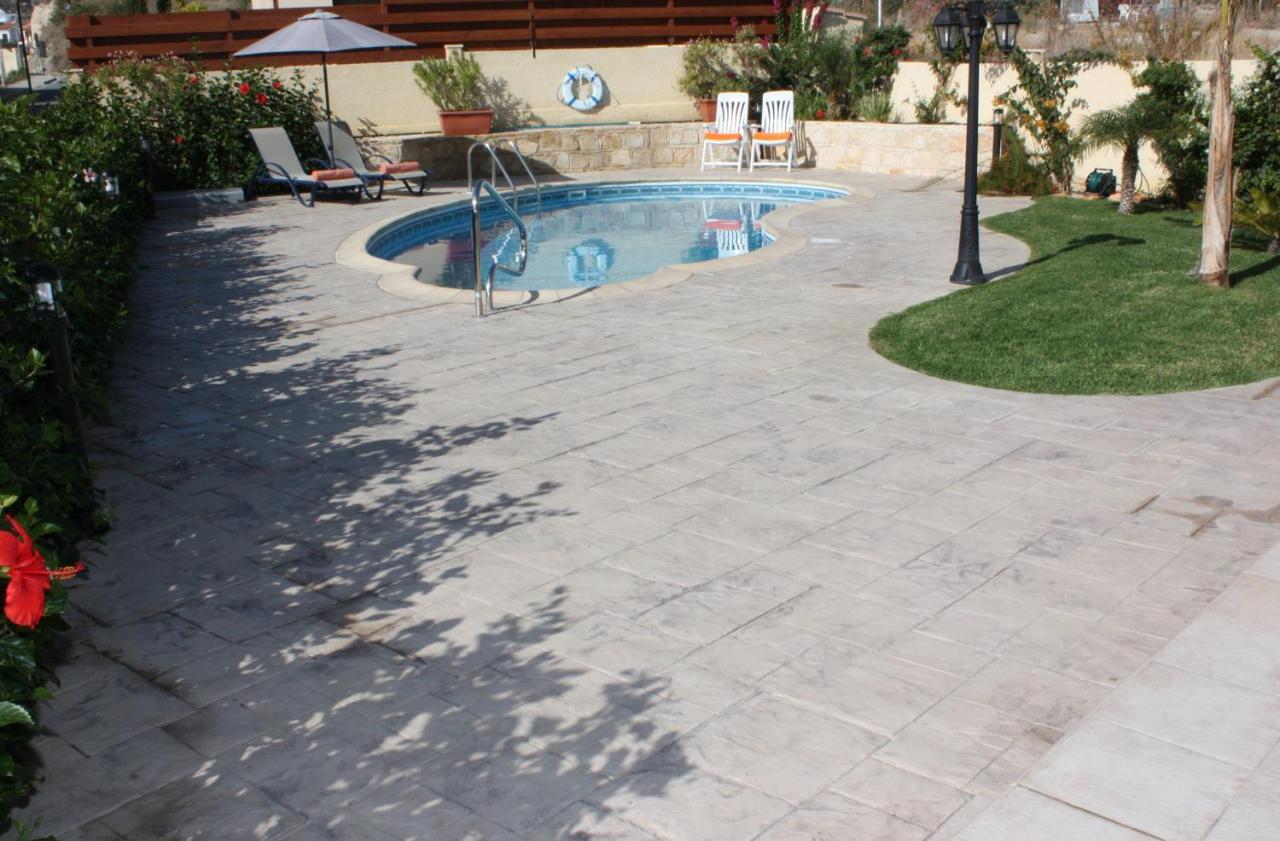 Holidays Villas Писури Екстериор снимка