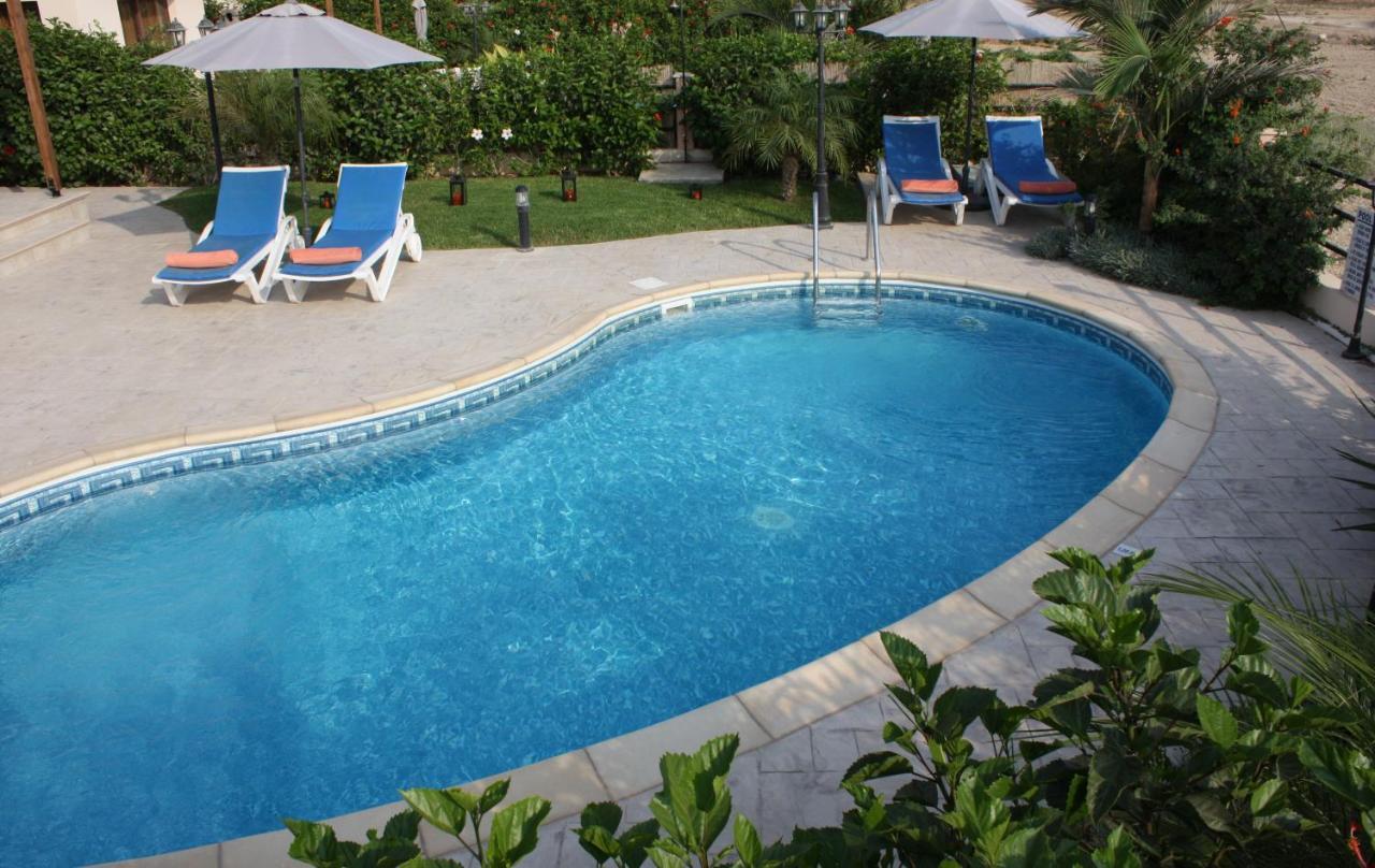Holidays Villas Писури Екстериор снимка